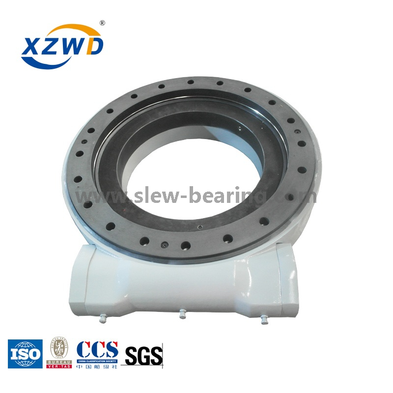 Top quality hot sale helical gear enclosed housing slewing drive SE9